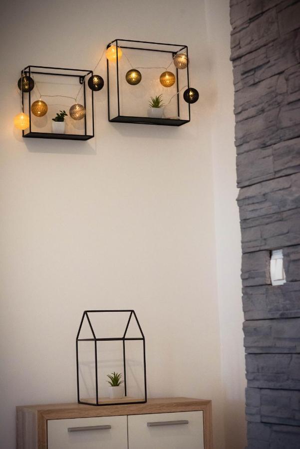 Apartments Nakic シベニク エクステリア 写真